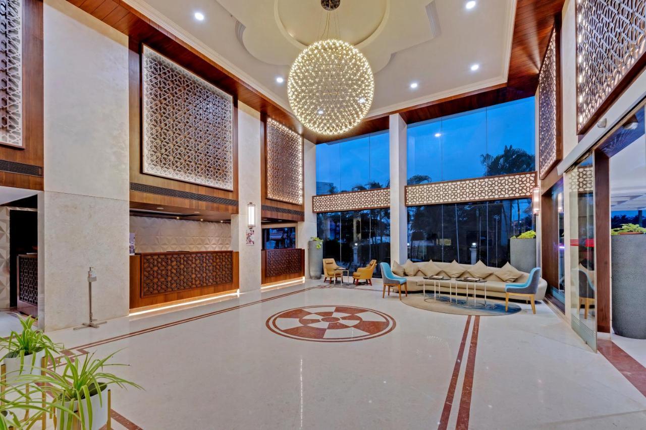 The Fern Residency Hubballi מראה חיצוני תמונה