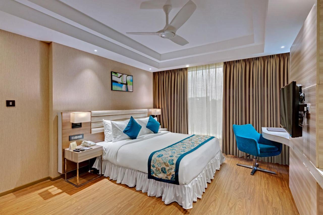 The Fern Residency Hubballi מראה חיצוני תמונה