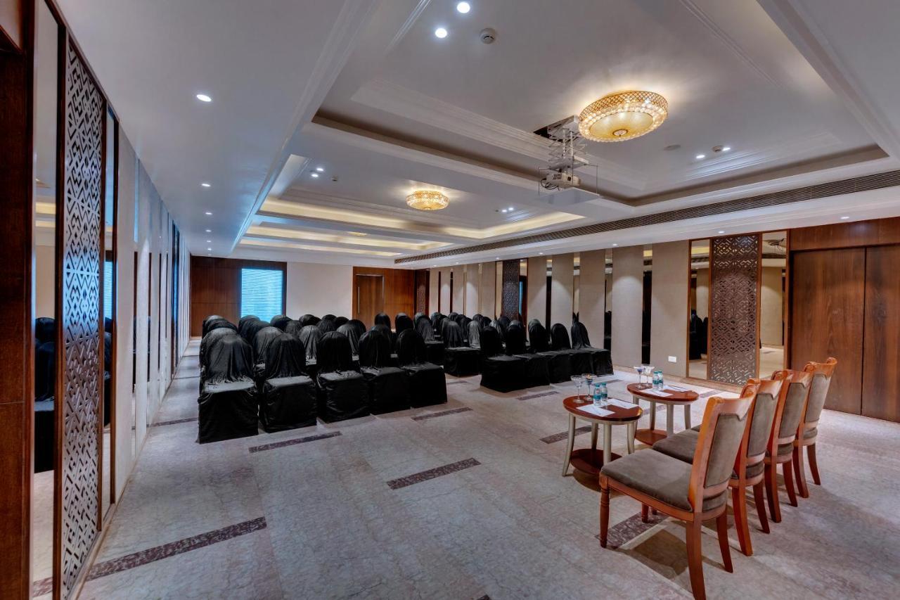 The Fern Residency Hubballi מראה חיצוני תמונה